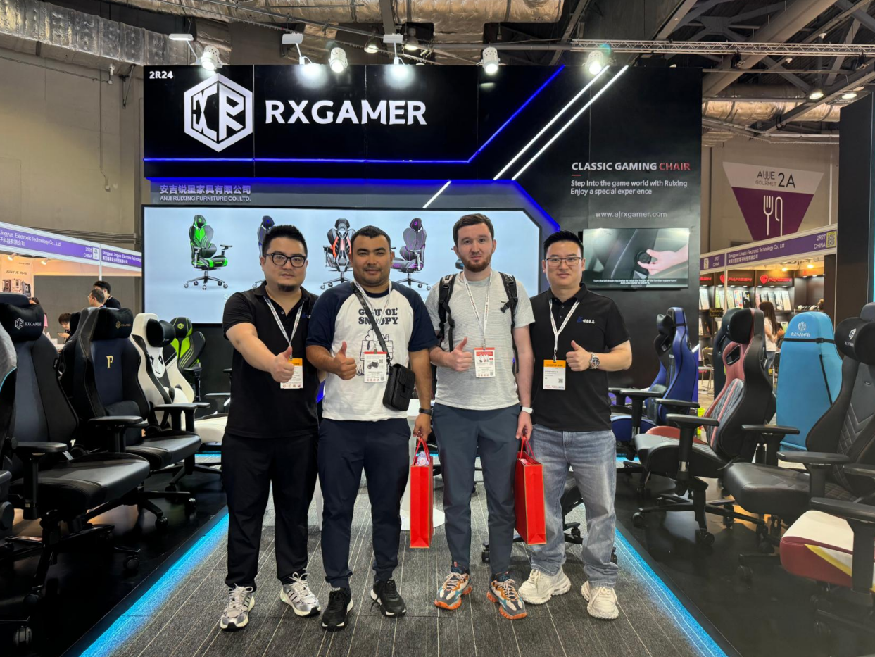 Anji Ruixing Furniture Co., Ltd. září na veletrhu elektroniky v Hongkongu 2025 (podzim)